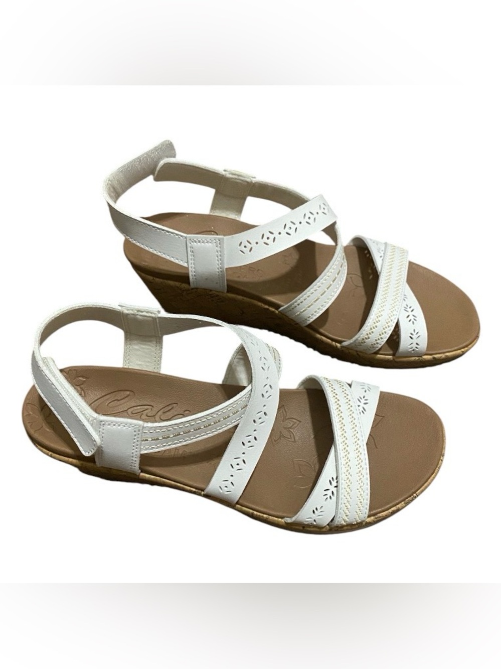 Cali from Skechers Luxe Foam Sandals - Picture 2 of 4